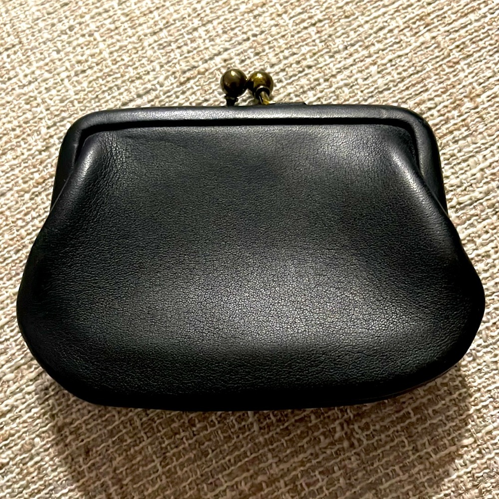 90’s Vintage coin kiss lock purse